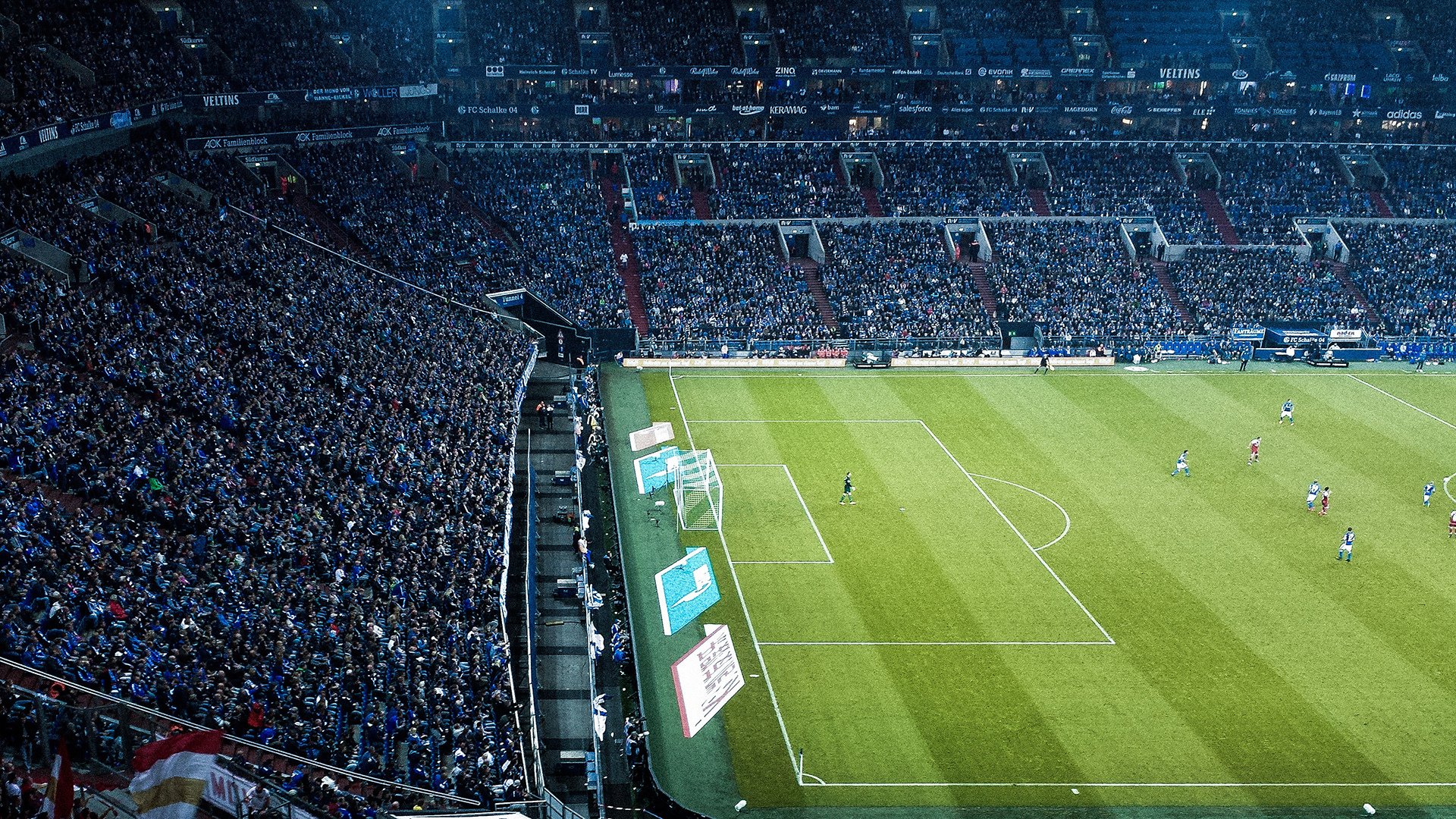 欧冠巅峰对决，皇马绝杀拜仁挺进决赛，安切洛蒂再创传奇