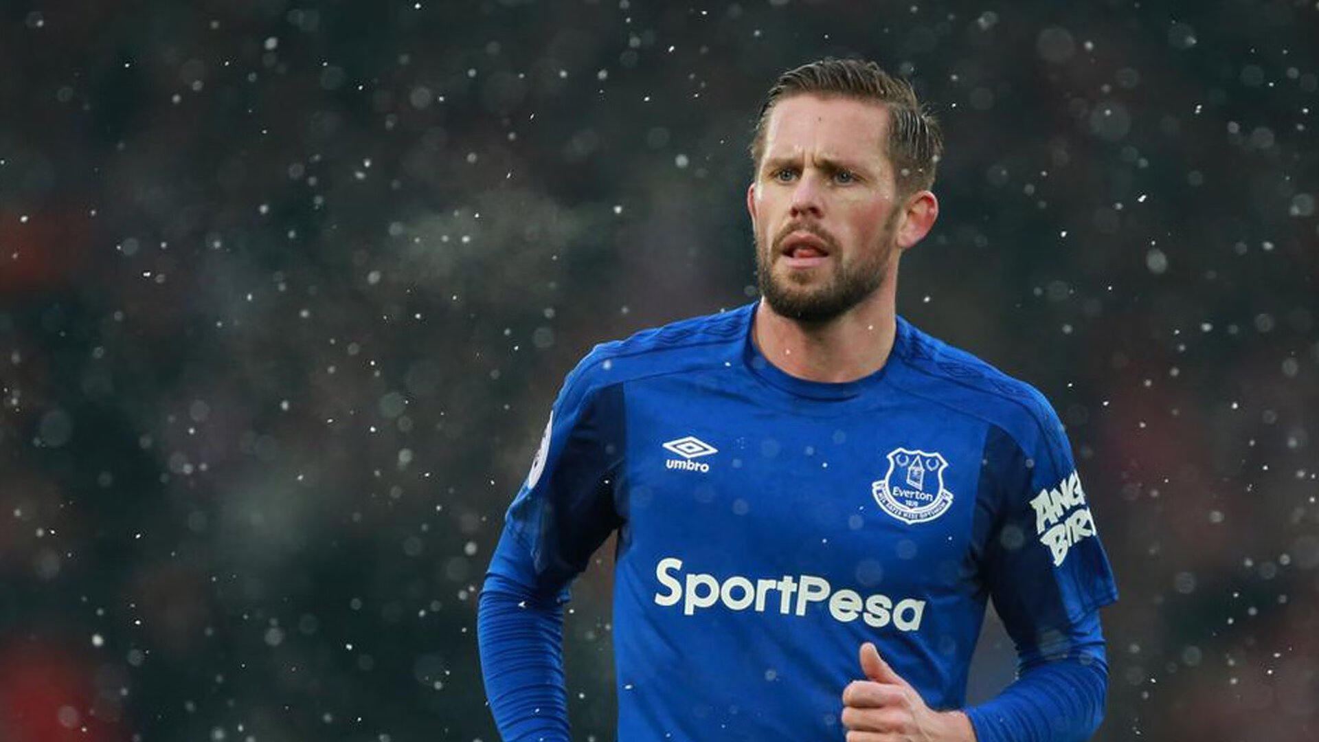 库里三分球狂轰12记 勇士主场大胜湖人